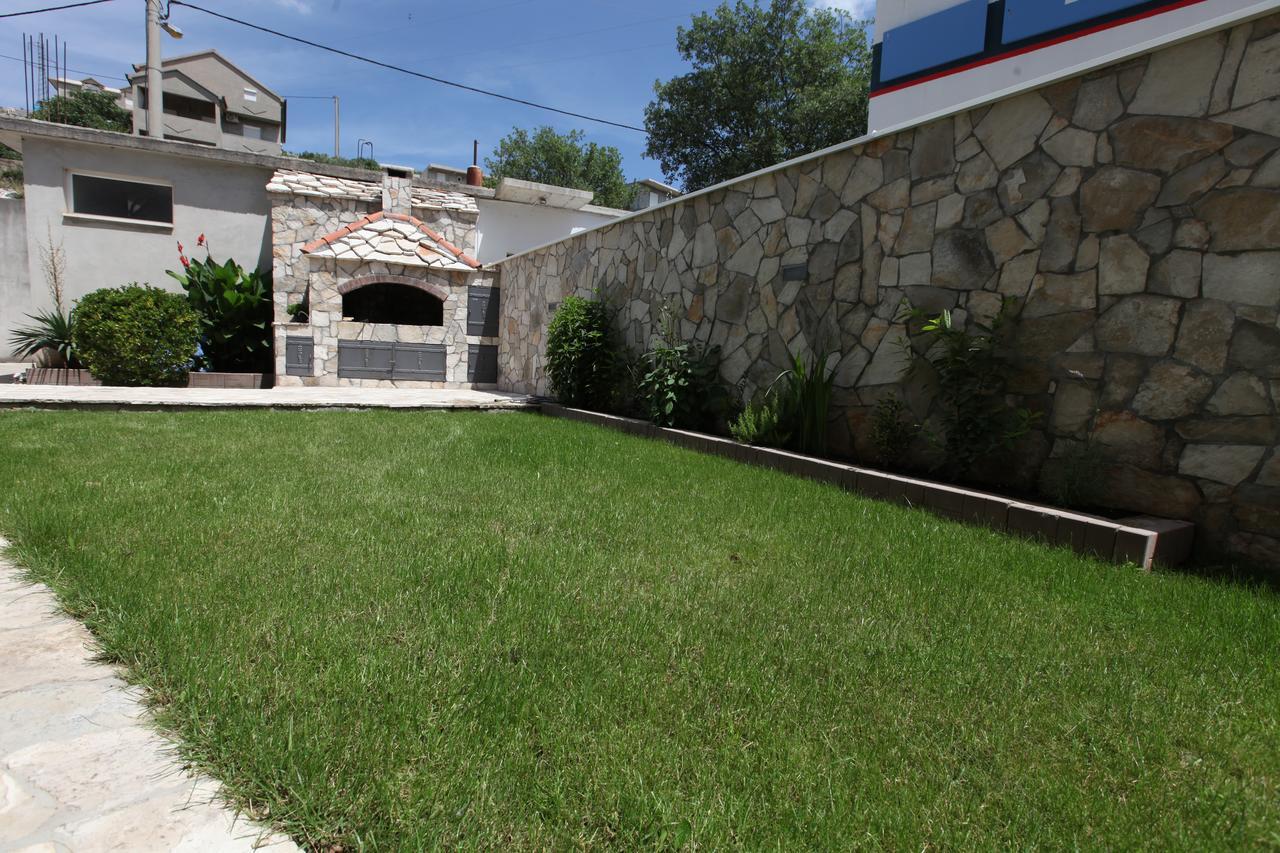 Ninkovic Otel Trebin Dış mekan fotoğraf