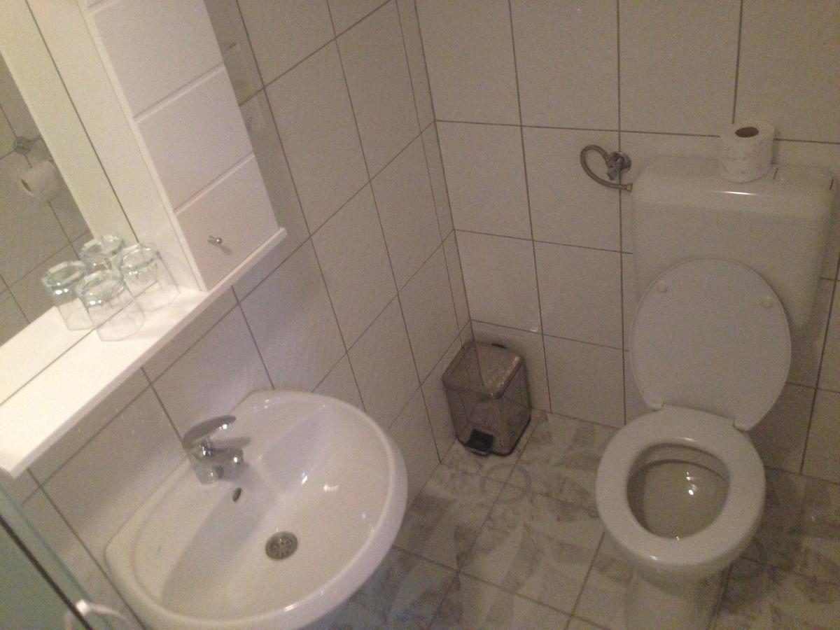 Ninkovic Otel Trebin Dış mekan fotoğraf